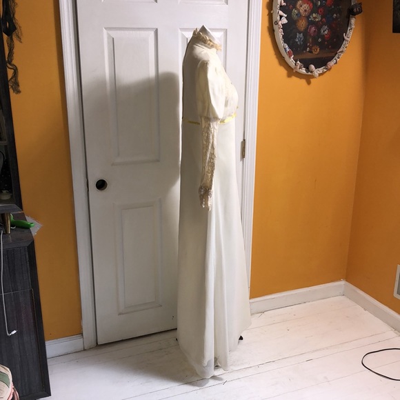 Vintage 1970’s Victorian Style Dress Gown - Picture 3 of 6